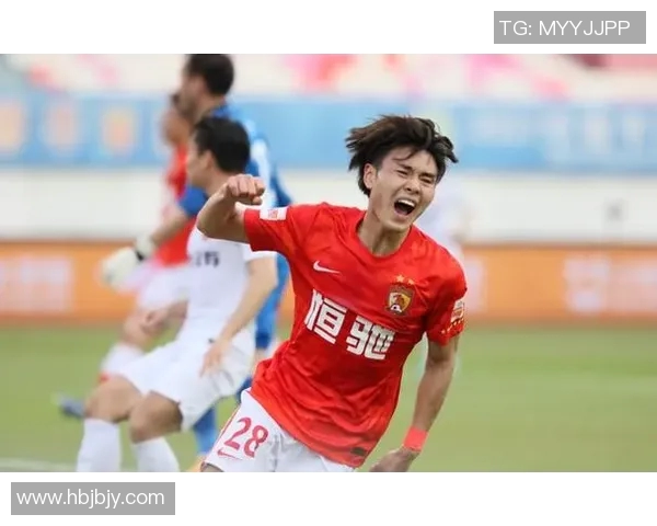 广州篮球队战术创新引领潮流助力球队崛起成就新辉煌