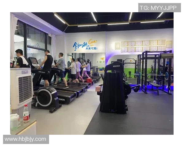 打造您的运动天地 专业装备助您挑战极限 提升运动表现尽在我们店铺 打造您的运动天地 专业装备助您挑战极限 提升运动表现尽在我们店铺